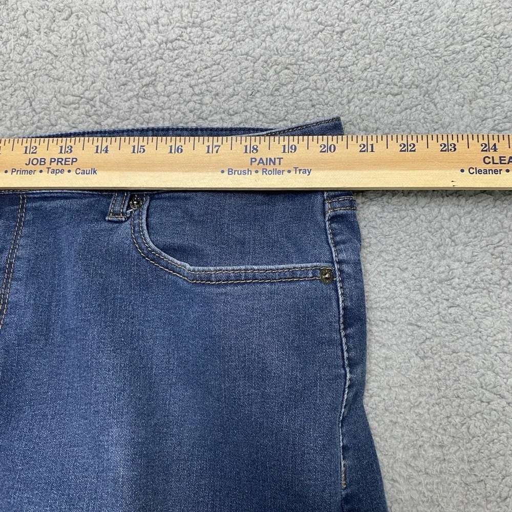 UB Tech Jeans Men 40x32 Blue Denim Med Wash Straight Stretch Comfort Classic